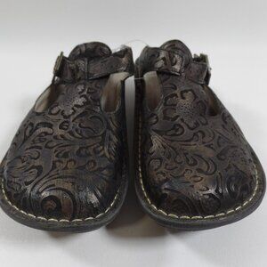 Alegria by PG Lite Black/Gold Metallic Paisley Pattern Slip-on Shoes 38